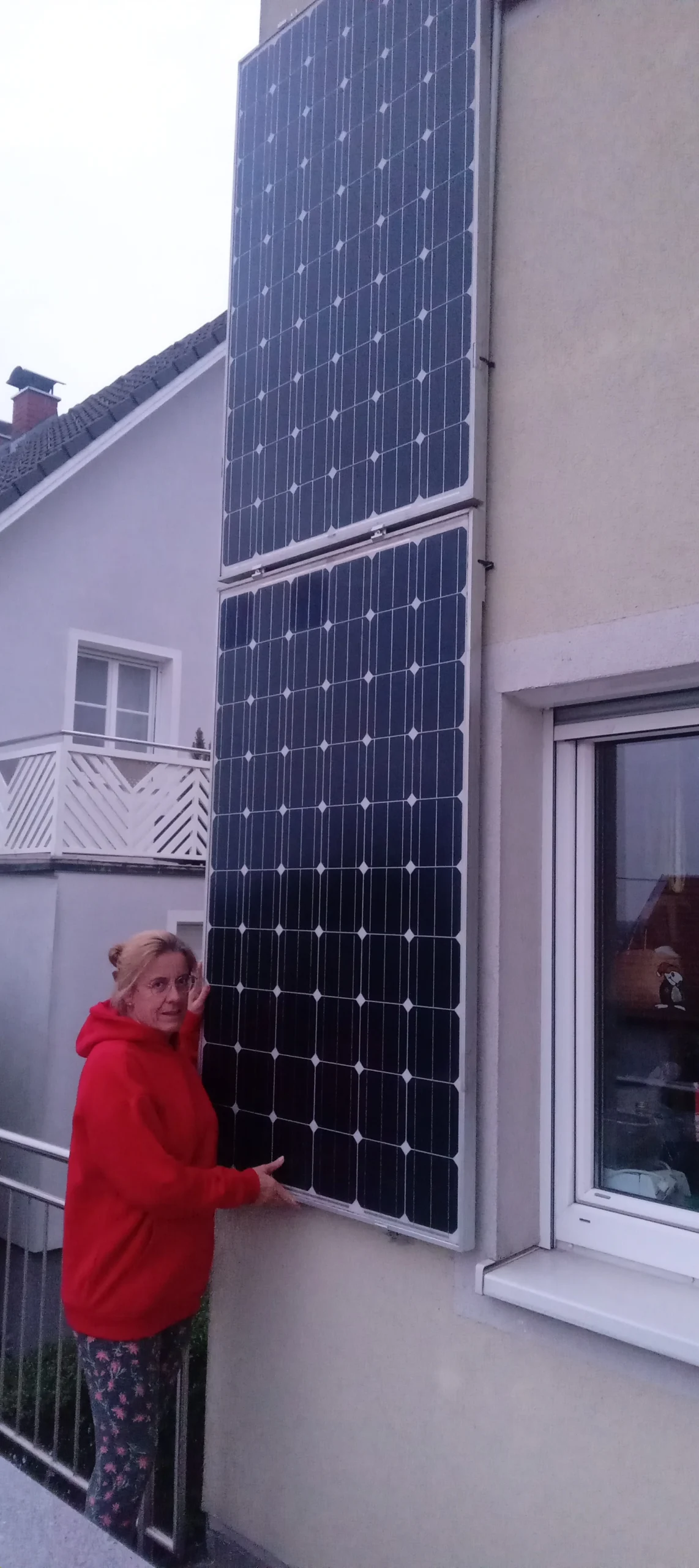 Experiments with self-sufficient power supply for our radio station