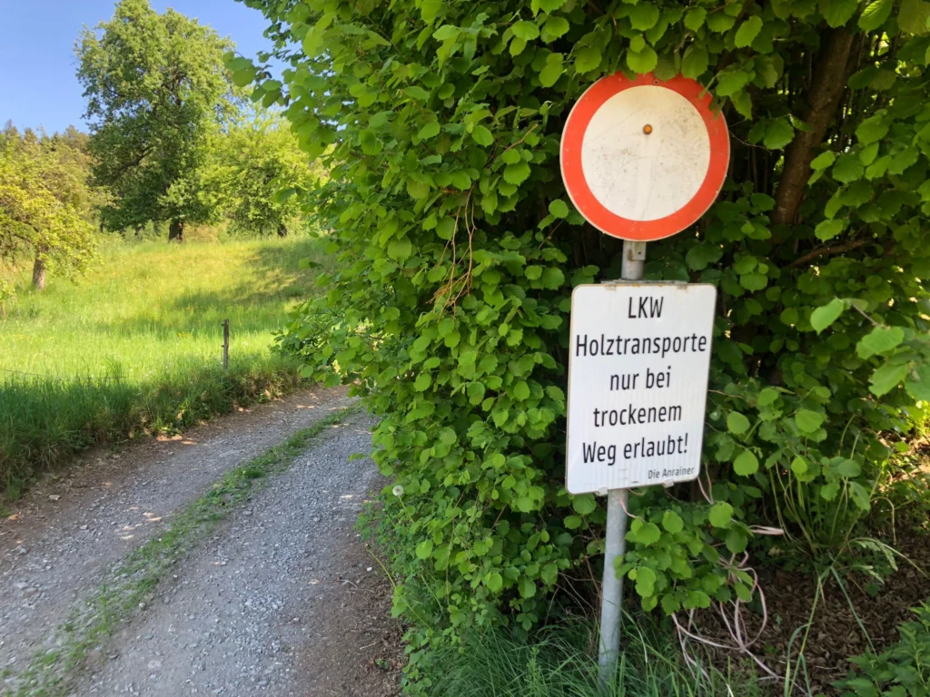 Forstweg zum Skarbin