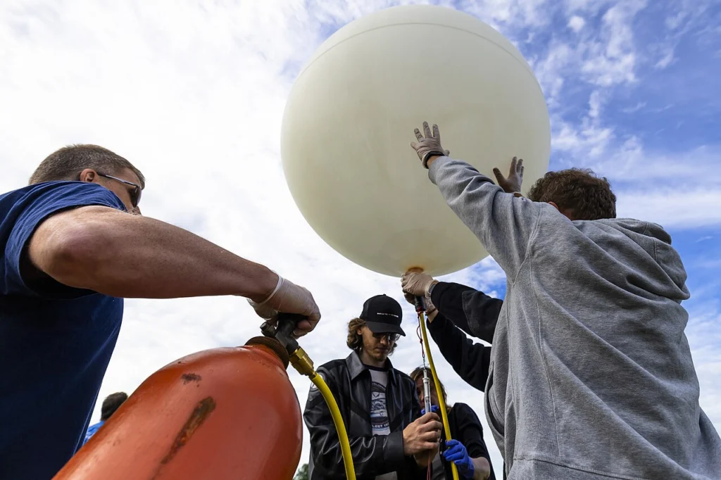 Ricevere e decodificare radiosonde meteorologiche: Tracciare palloni ad alta quota con RTL-SDR