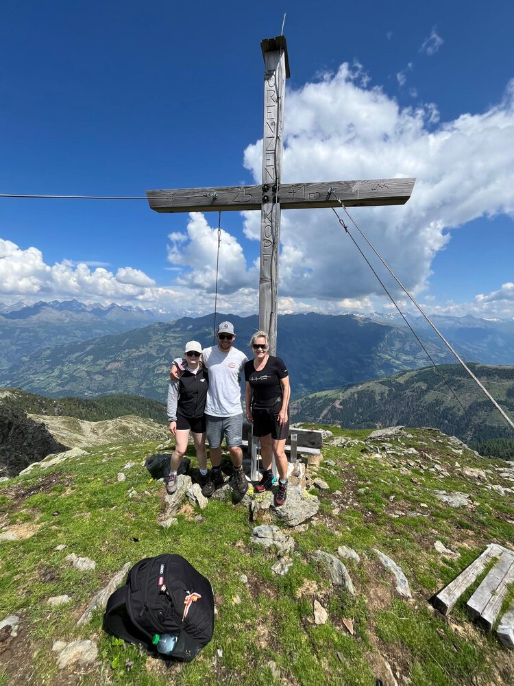 Gruppo alla croce di vetta del Lorenzenkopf
