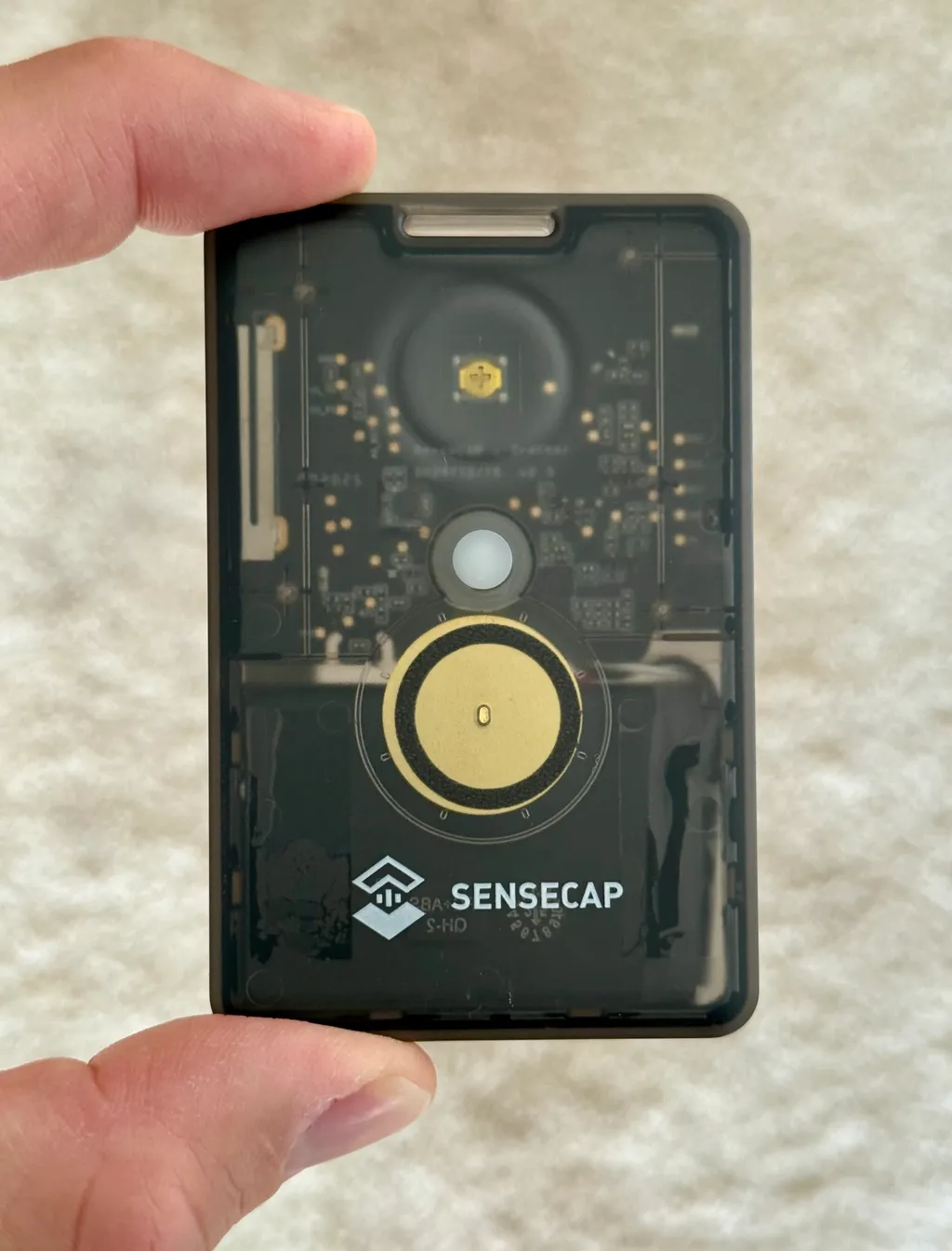 SenseCAP Card Tracker T1000-E za Meshtastic v velikosti bančne kartice